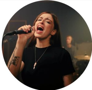 Singing lessons tile