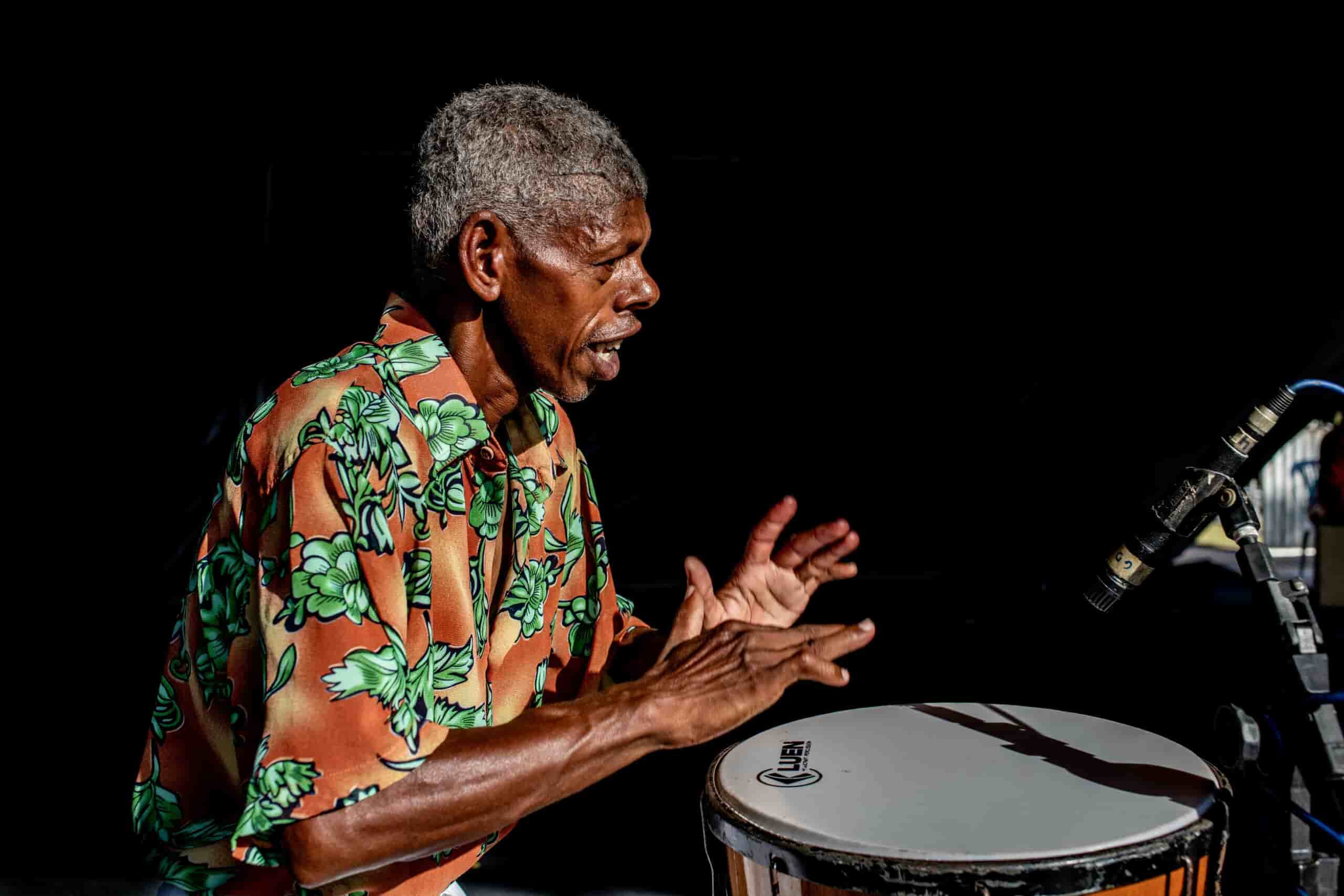 Man playing the conga drum