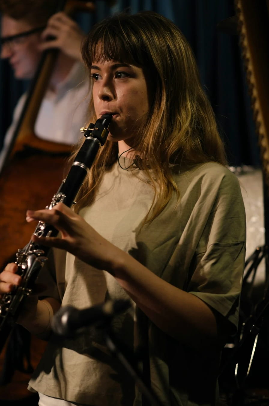 Woman playing the clarinet