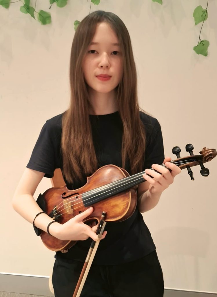 Alex violin, piano, & music theory teacher