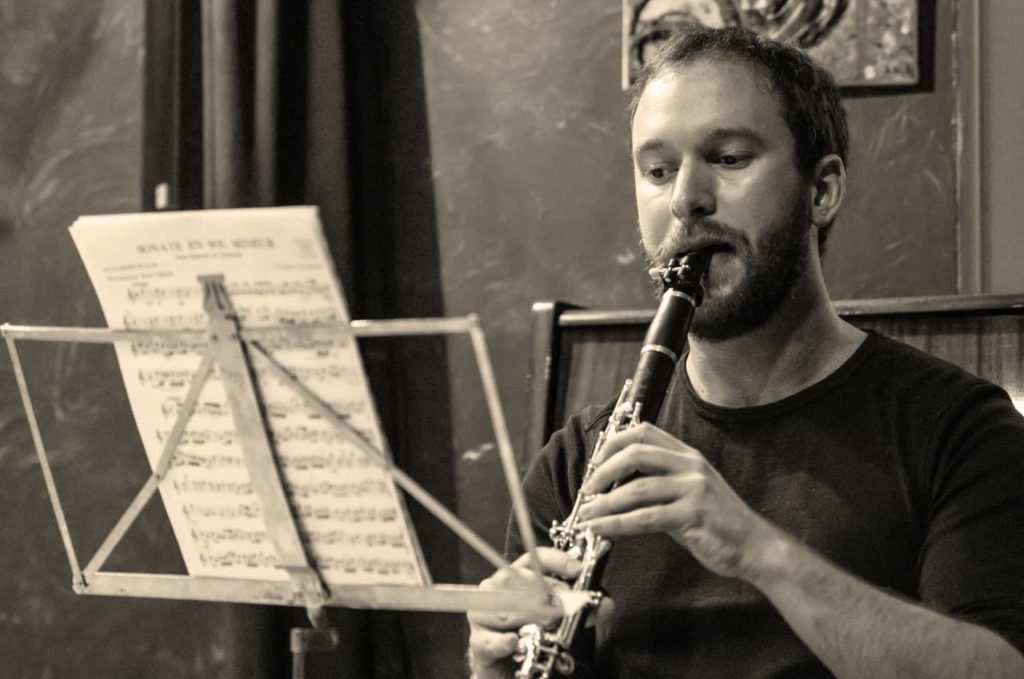 Clarinetist in clarinet lessons