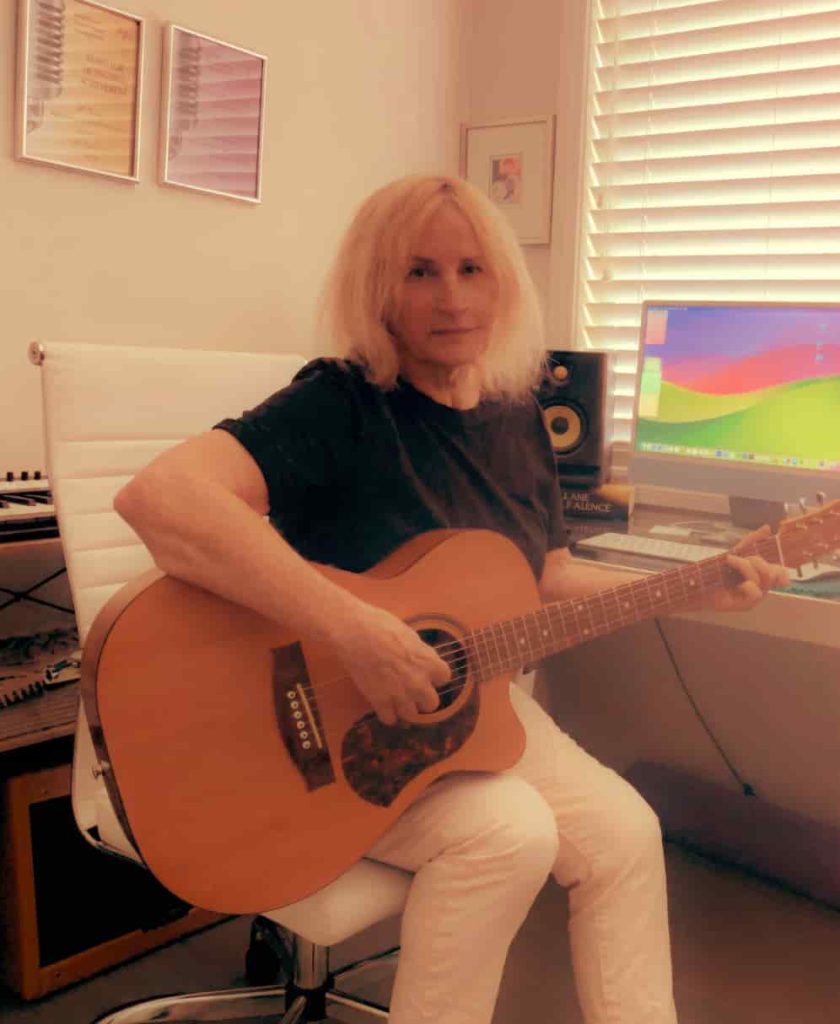 Jill - logic pro, acoustic guitar, music theory and songwriting teacher