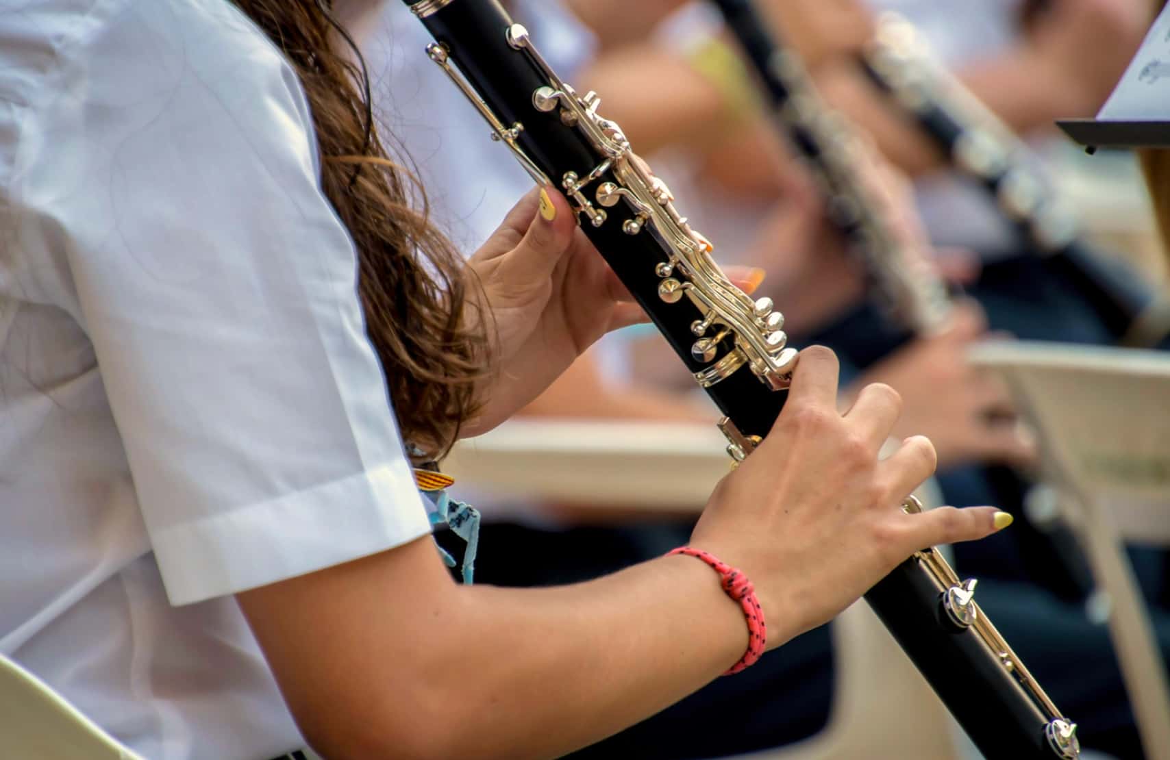 Clarinet player in orchestra