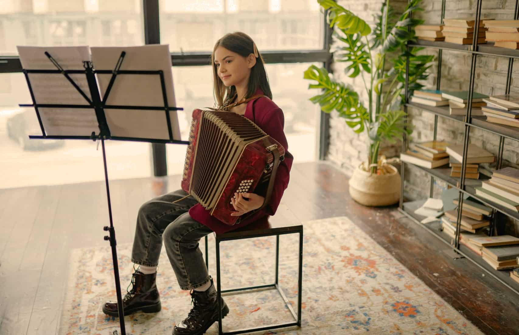 Accordion student in accordion lessons