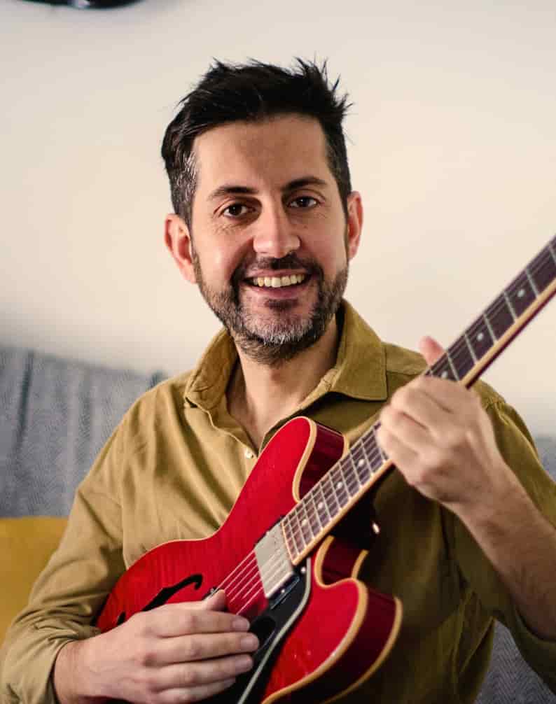 Luigi — Electric & Acoustic Guitar, Theory & Composition Teacher