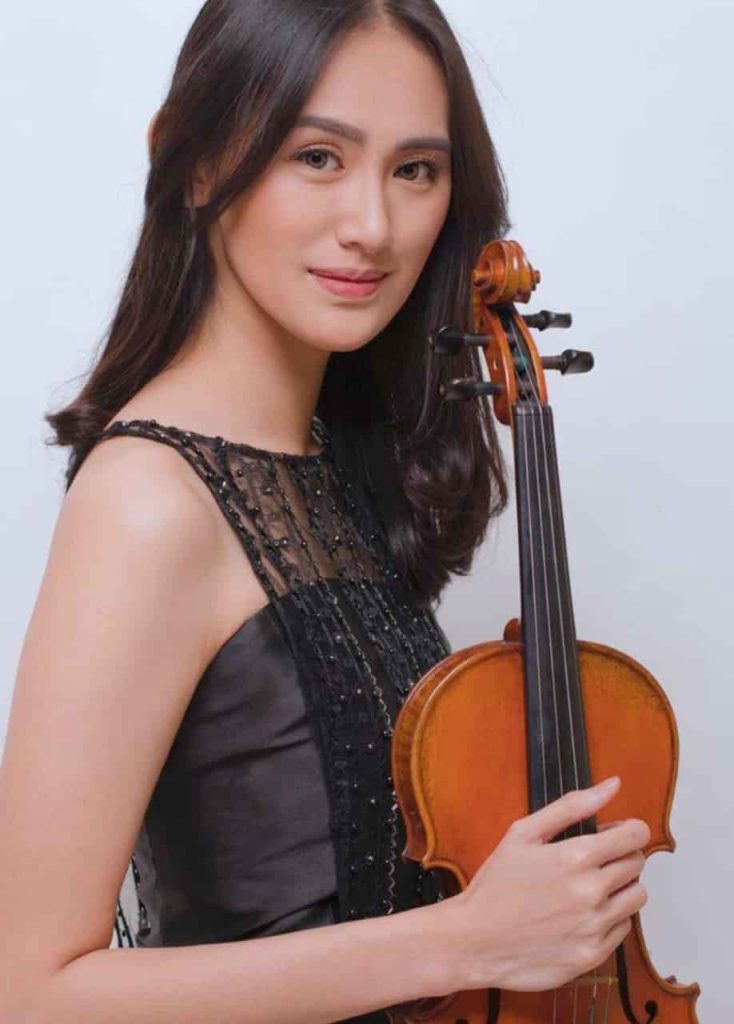Marcella — Violin & Viola Teacher