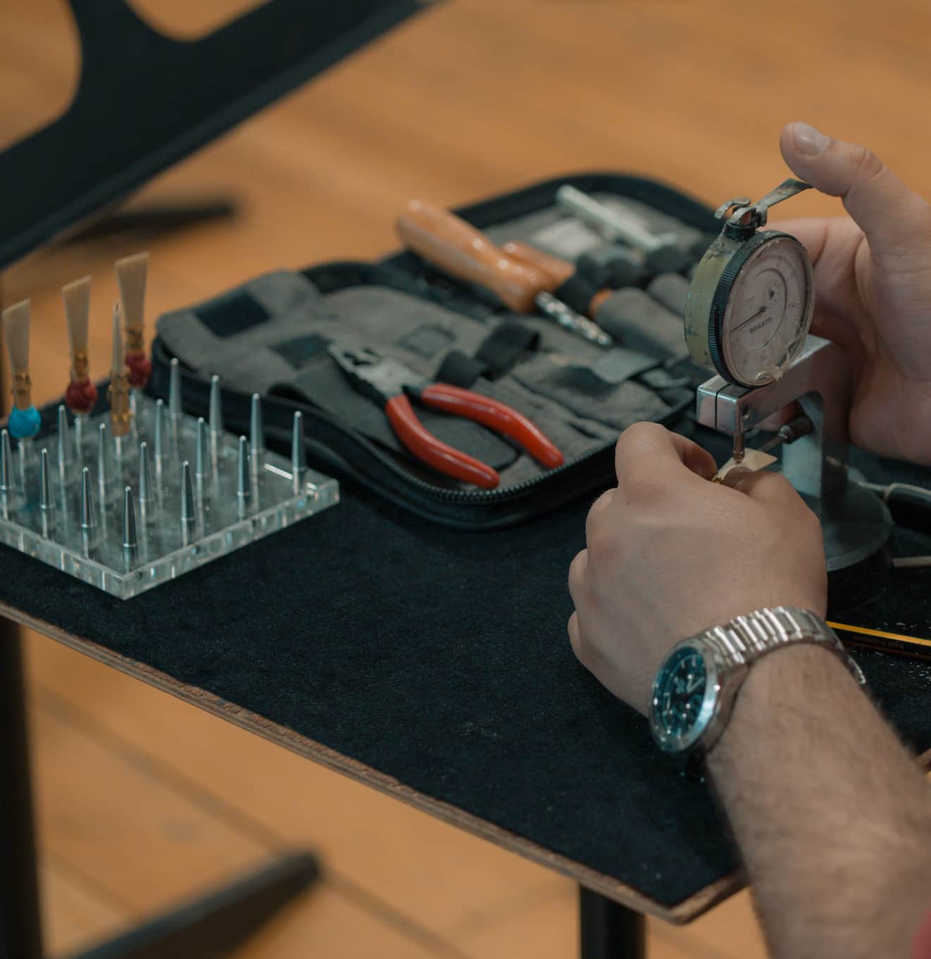fixing clarinet