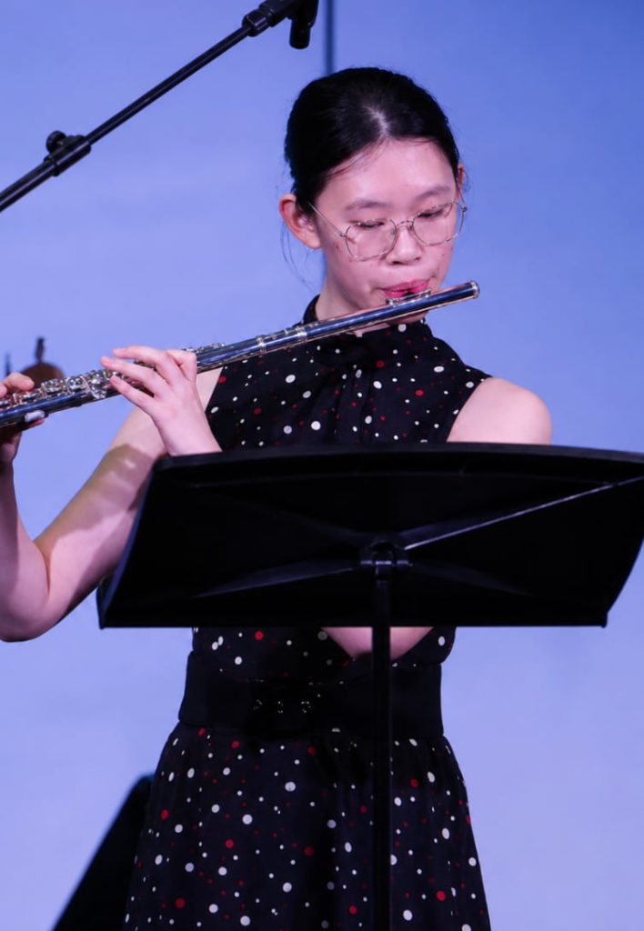 Amanda — Flute & Theory Teacher