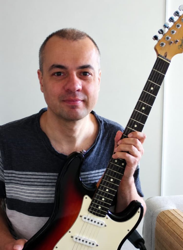 Oles — Guitar & Theory Teacher